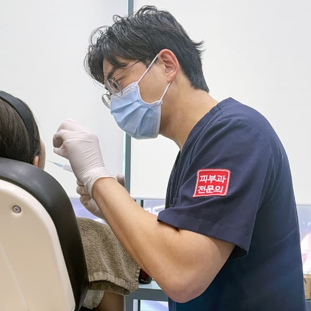 타임리스피부과 교대점 안재우 원장 진료철학 | 정확한 진단과 과하지 않은 피부치료